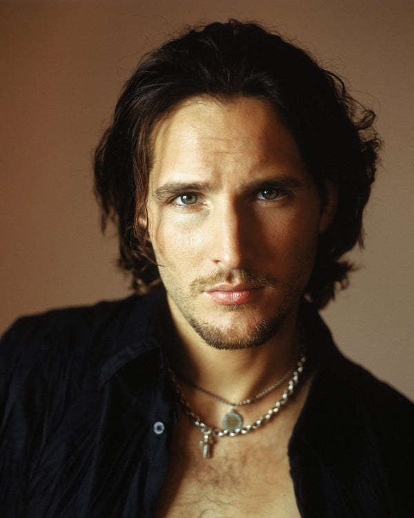 Peter Facinelli: Autograph Signing on Photos, May 14