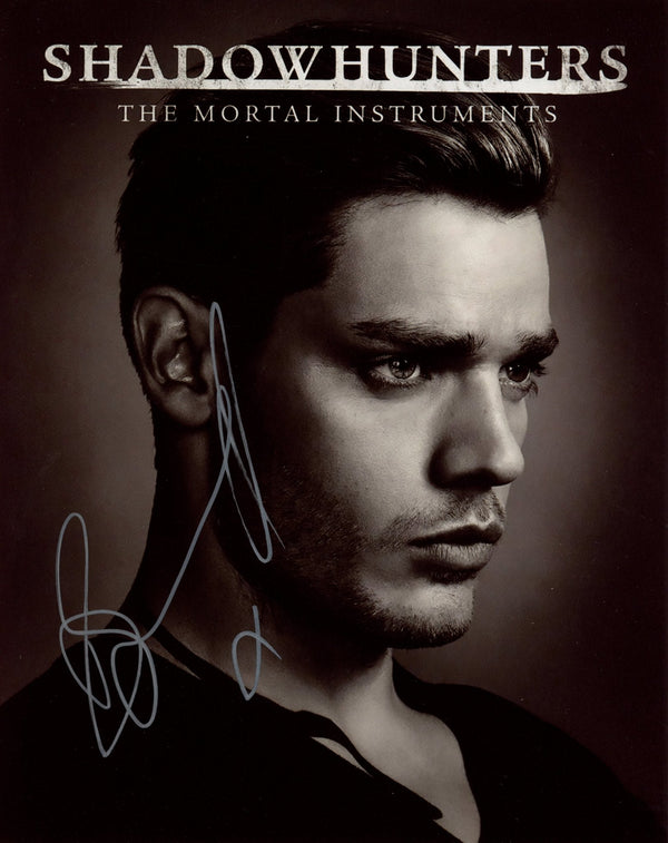 Dominic Sherwood Shadowhunters 8x10 Signed Photo JSA Certified Autograph
