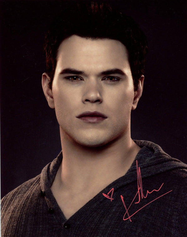 Kellan Lutz Twilight 8x10 Photo Signed JSA Certified Autograph GalaxyCon
