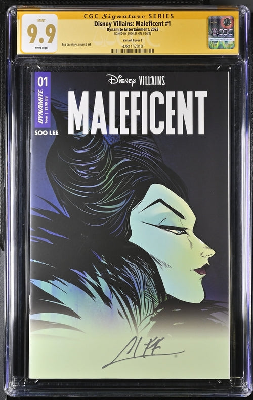 Disney Villains Maleficent #1 Soo Lee Variant 1:250 Cover S CGC Signature Series 9.9 MINT Signed Soo Lee