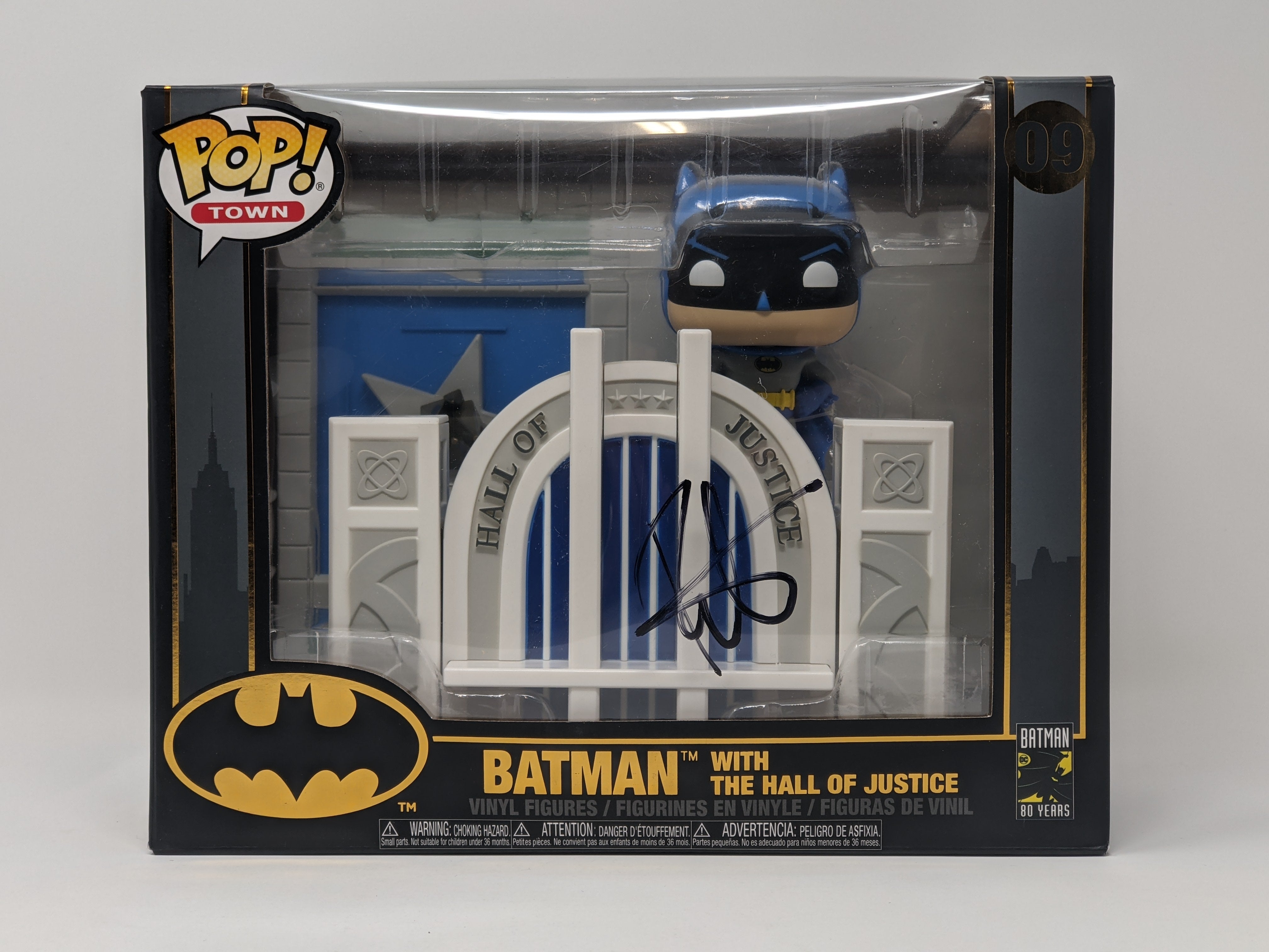 Roger Craig Smith Batman with The Hall of Justice #09 Signed Funko Pop! Town JSA Certified Autograph GalaxyCon