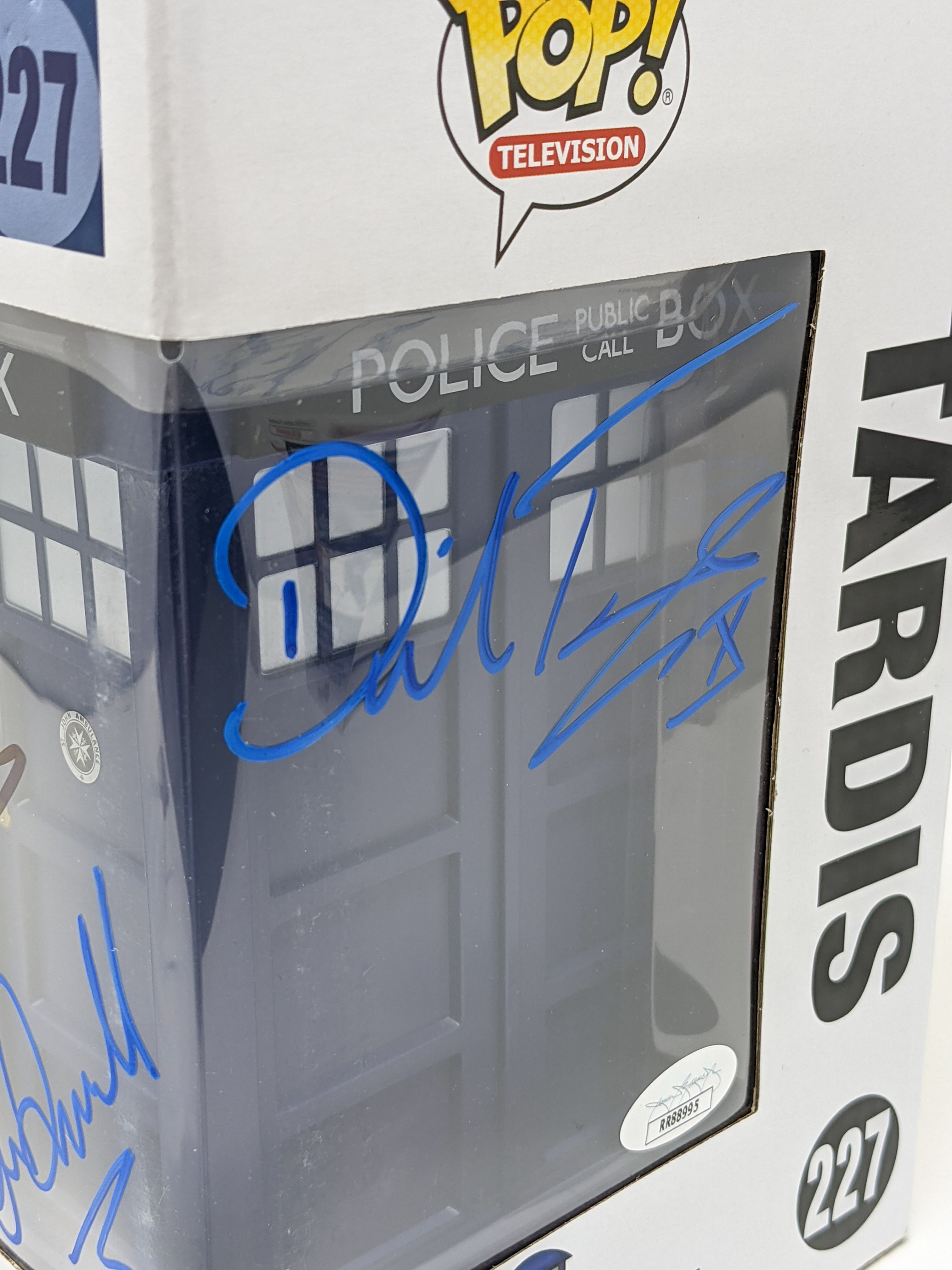 Doctor Who Tardis #227 Funko Pop Cast x3 Signed Kingston, Tennant, Darvill JSA Certified Autograph