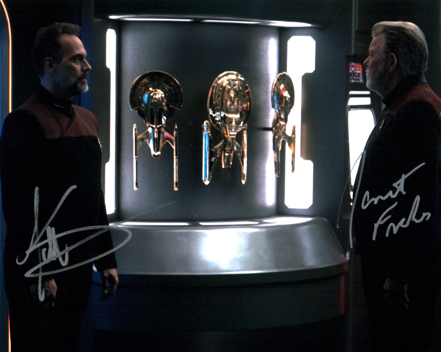 Star Trek Picard 8x10 Photo Cast x2 Signed Jonathan Frakes, Todd Stashwick JSA Certified Autograph
