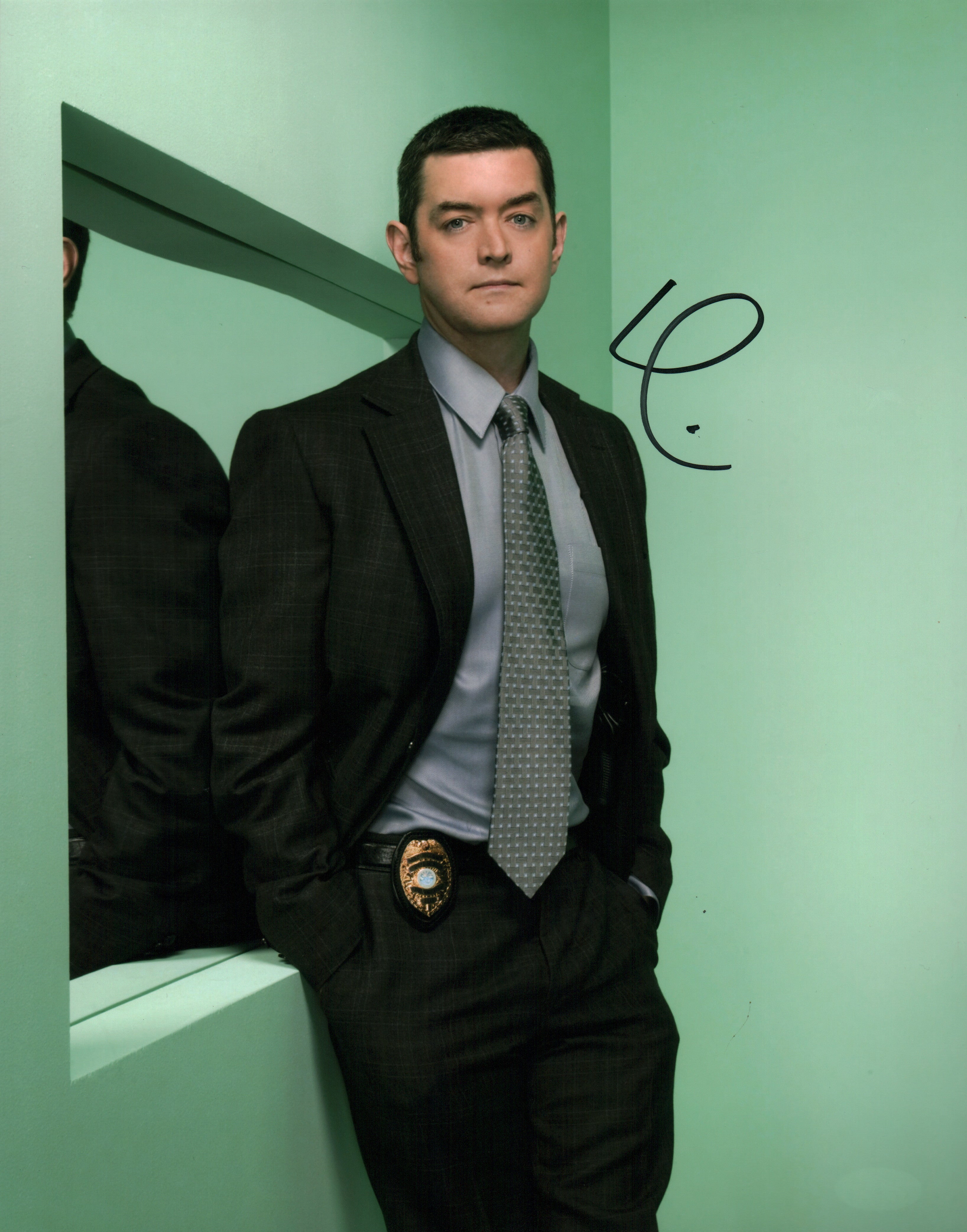 Timothy Omundson Psych 11x14 Signed Photo Poster JSA Certified Autograph