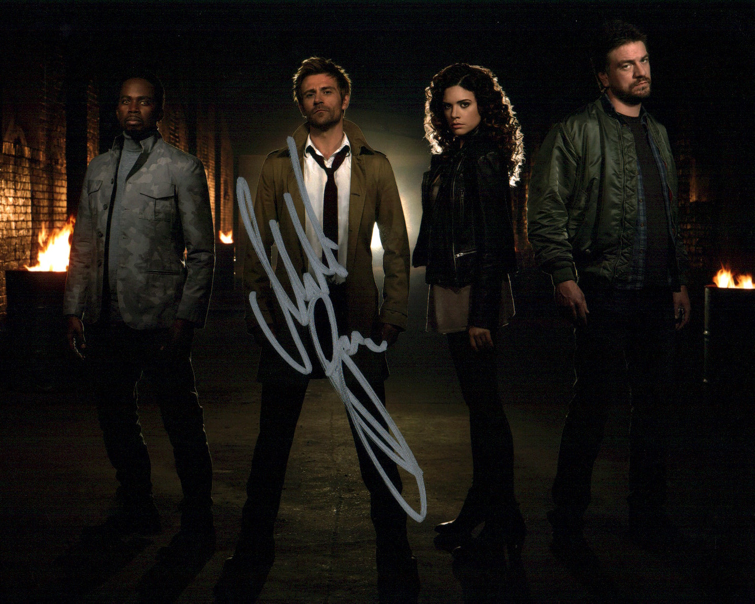 Matt Ryan Constantine 8x10 Signed Photo JSA Certified Autograph