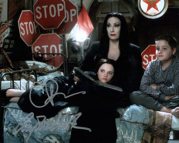 The Addams Family 8x10 Signed Photo Cast x2 Huston, Ricci JSA Certified Autograph