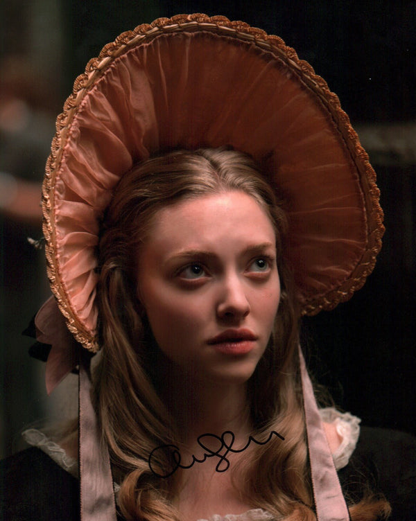 Amanda Seyfried Les Miserables 8x10 Signed Photo JSA Certified Autograph