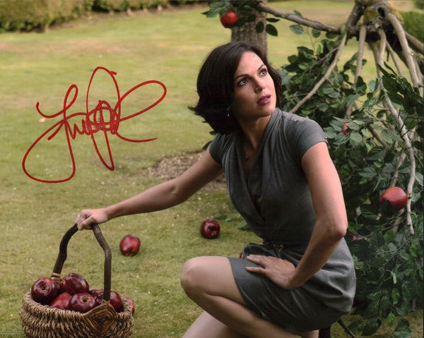 Lana Parrilla Once Upon A Time OUAT 8x10 Signed Photo JSA Certified Autograph