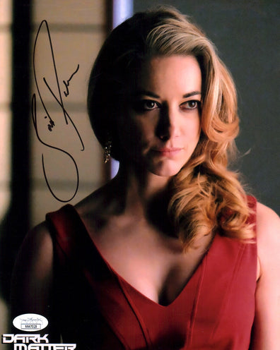 Zoie Palmer Dark Matter 8x10 Photo Signed Autograph JSA Certified COA Auto GalaxyCon