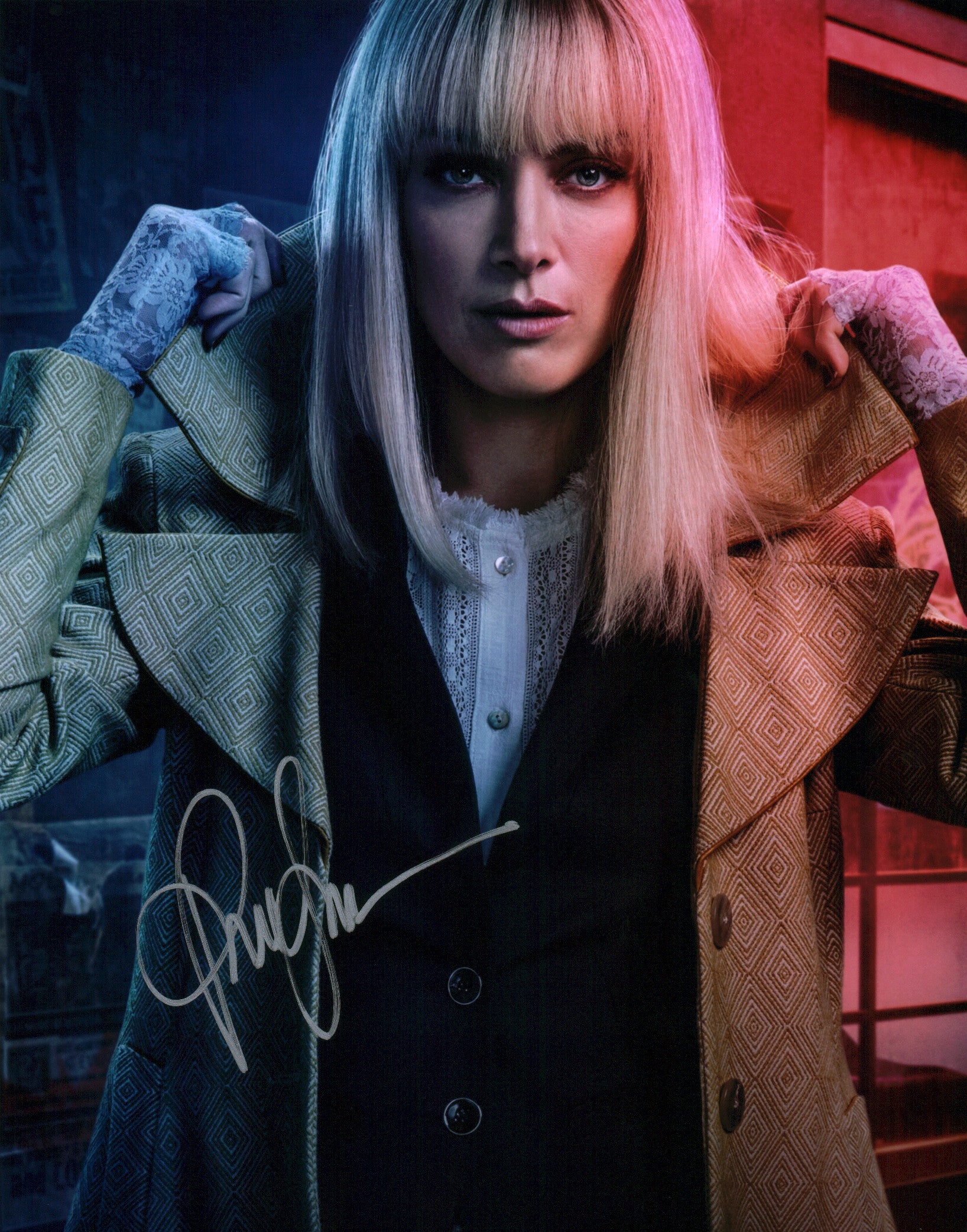 Rachel Skarsten Batwoman 11x14 Photo Signed  JSA Certified Autograph