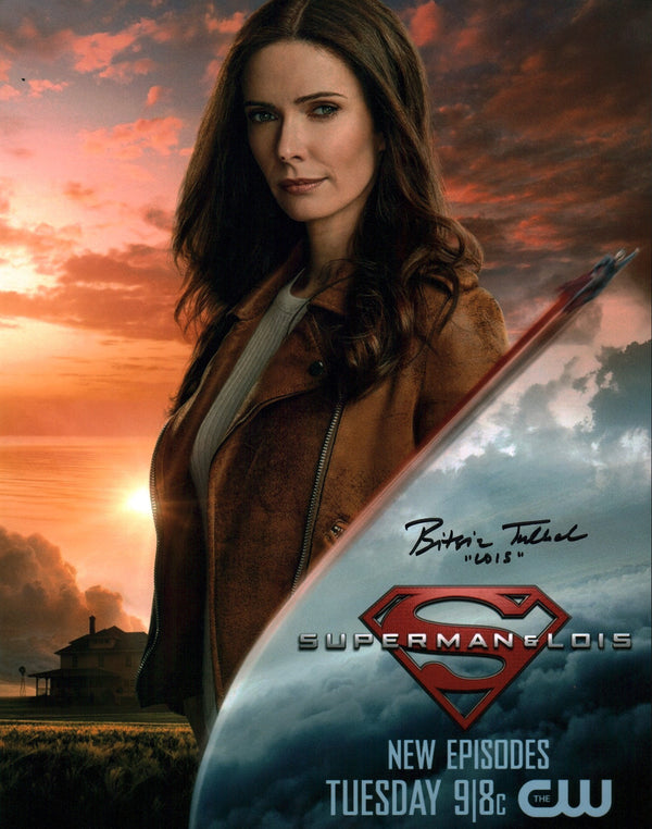 Elizabeth Bitsie Tulloch Superman and Lois 11x14 Signed Photo JSA Certified Autograph