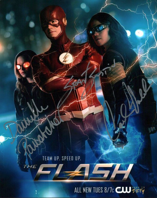 The Flash Cast 8x10 Photo Grant Gustin, Danielle Panabaker, Carlos Valdes JSA Certified Autograph