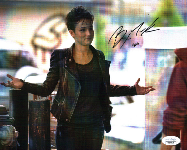 Bex Taylor Arrow Scream 8x10 Signed Photo JSA Certified Autograph