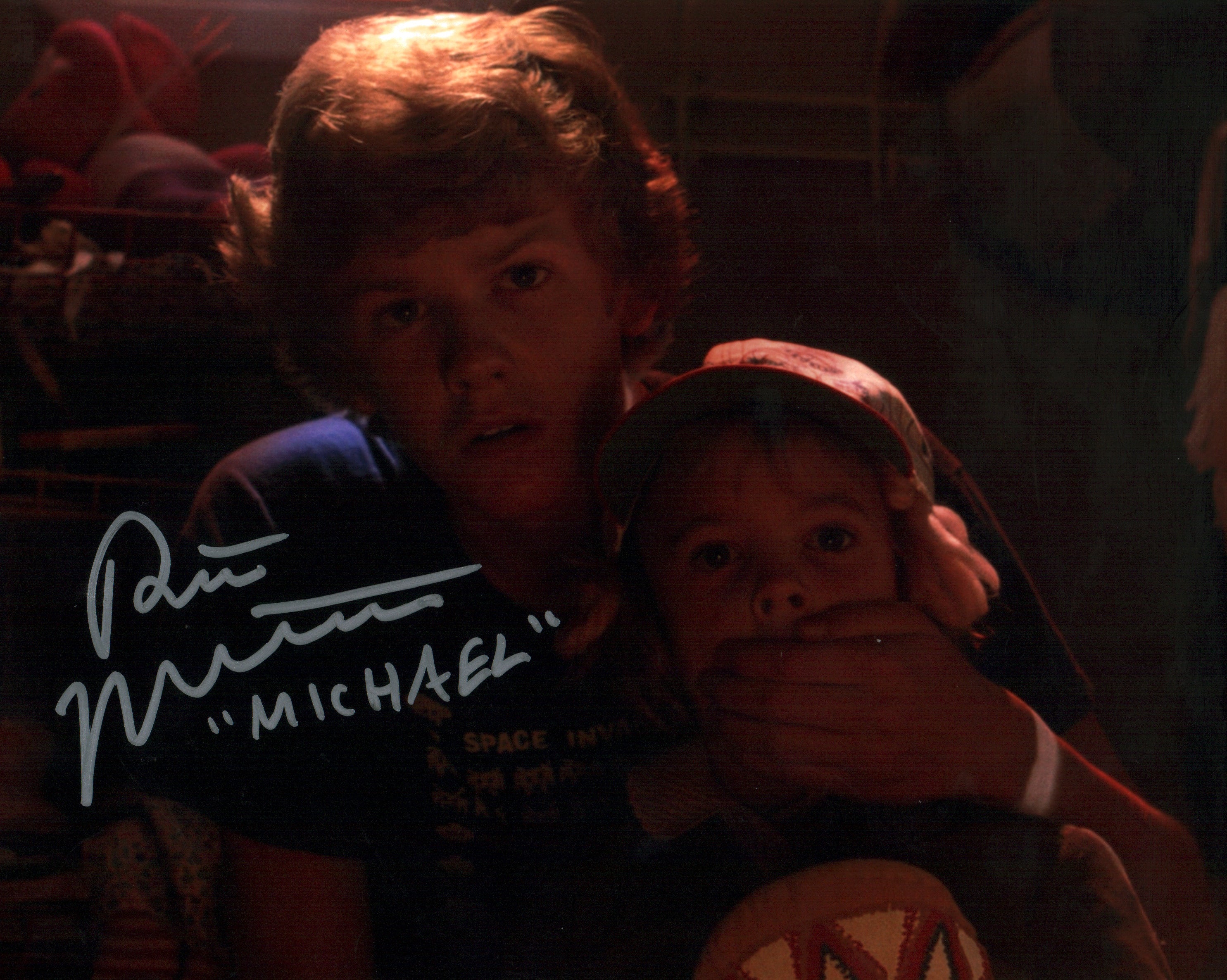 Robert MacNaughton E.T. 8x10 Photo Signed JSA Certified Autograph