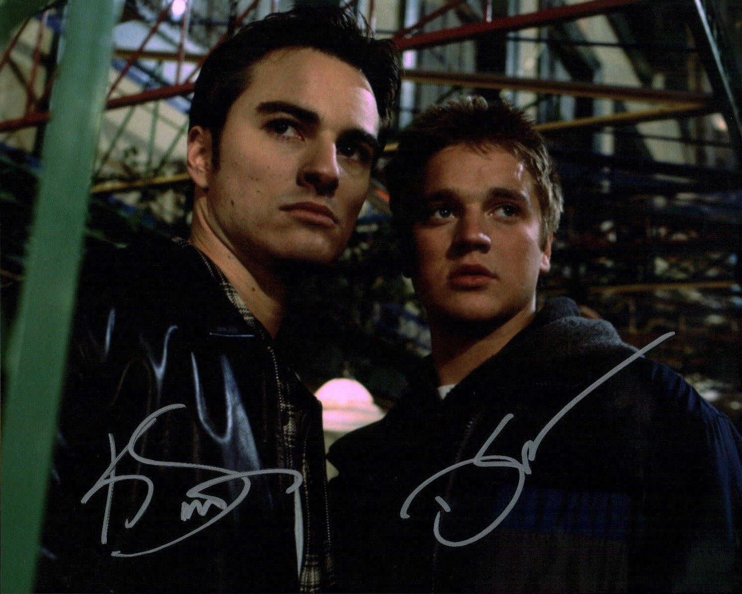 Final Destination 8x10 Cast x2 Sawa, Smith Signed Photo JSA Certified Autograph