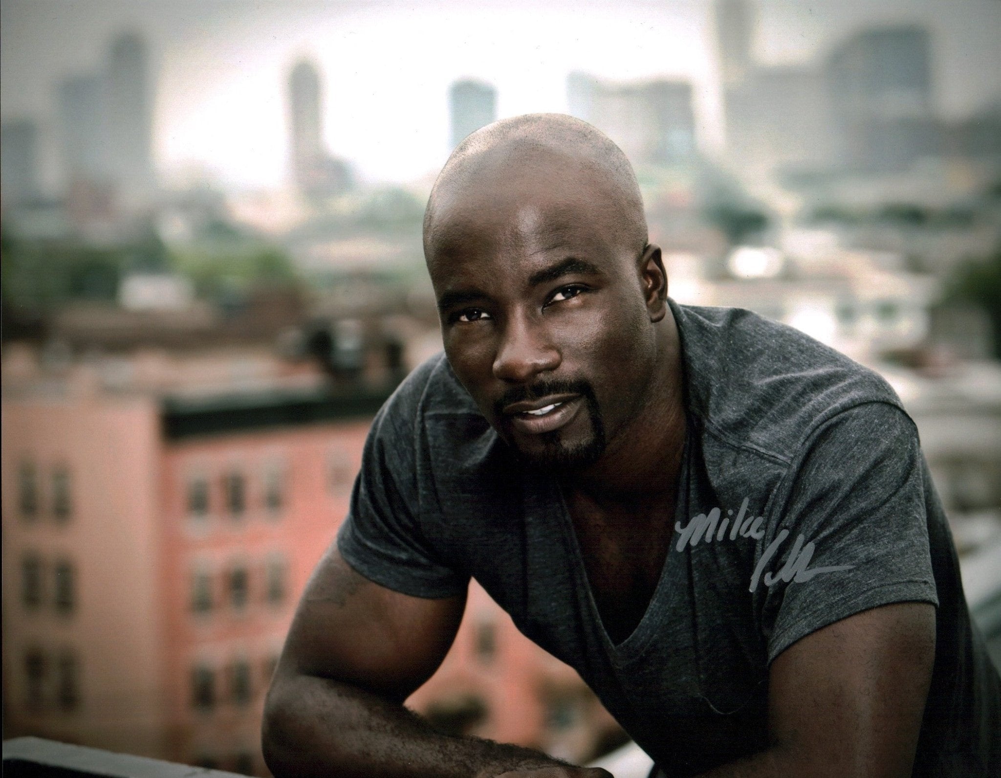Mike Colter Marvel's Luke Cage Signed 11x14 Photo Poster JSA Certified Autograph