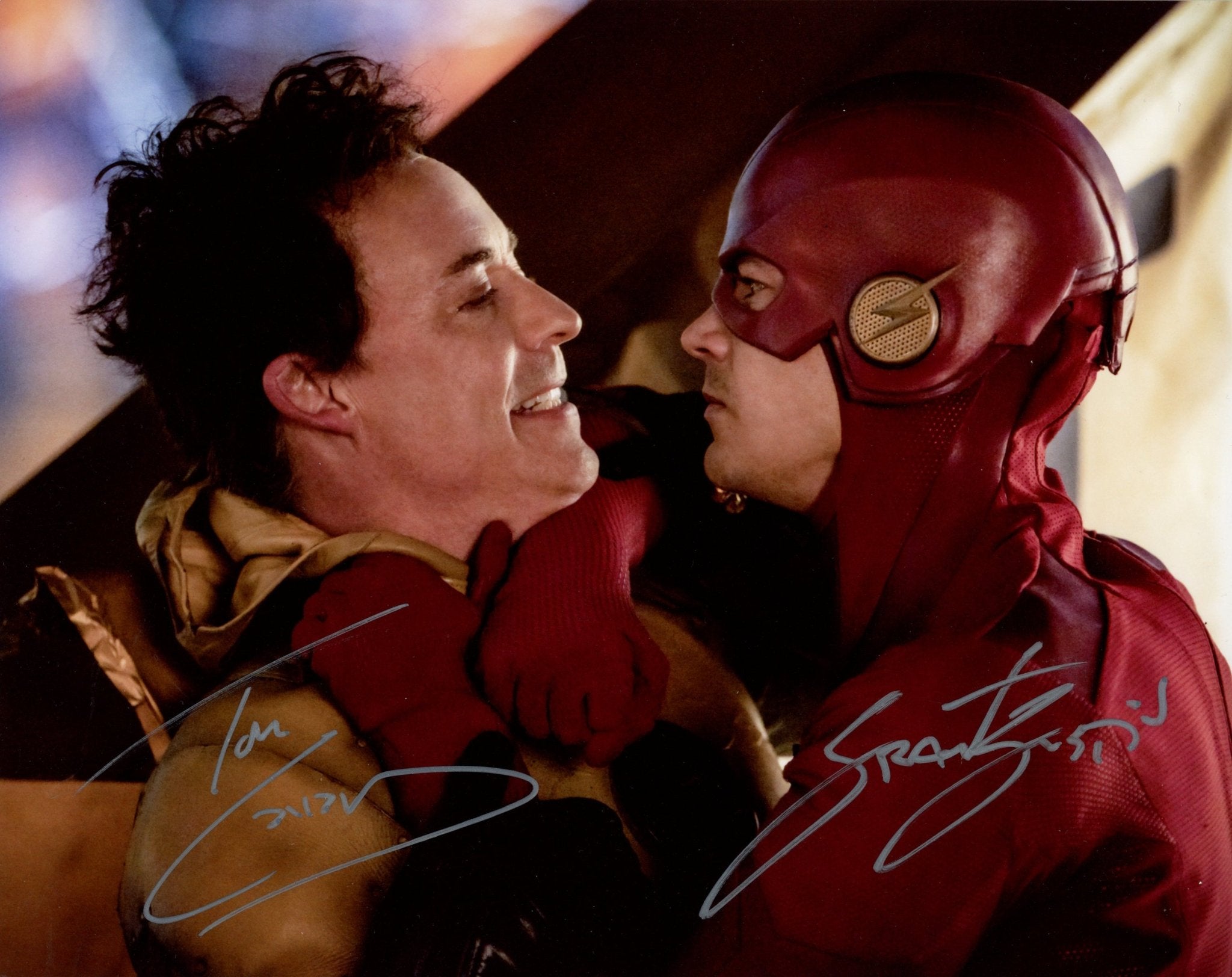 The Flash Cast Signed 8x10 Photo Grant Gustin, Tom Cavanagh JSA Certified Autograph