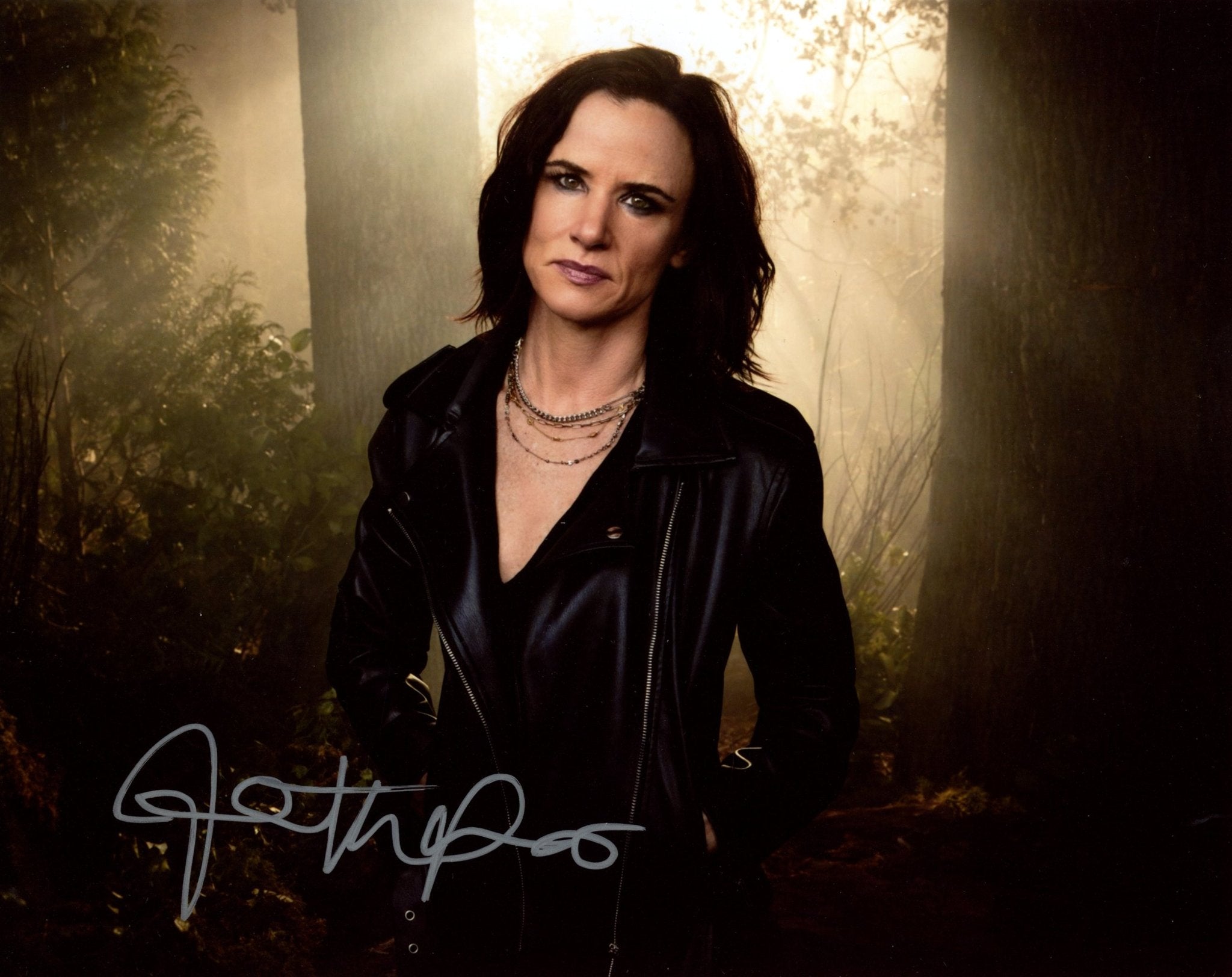 Juliette Lewis Yellowjackets 8x10 Photo Signed JSA Certified Autograph