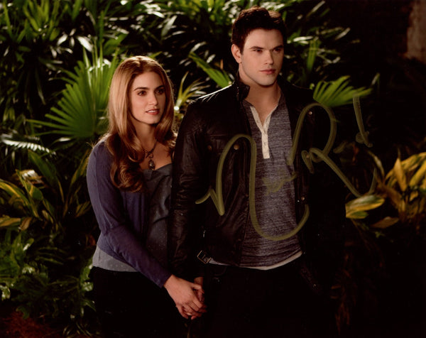 Nikki Reed "Rosalie Cullen" in Twilight 8x10 Signed Photo