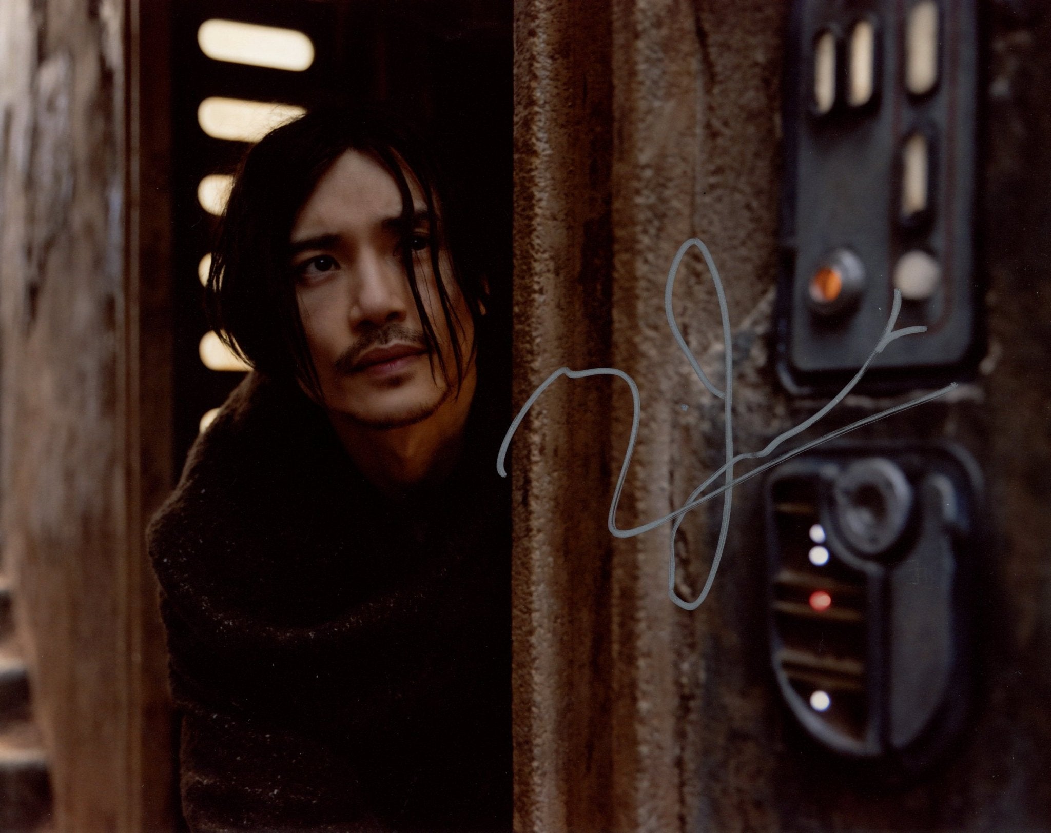 Manny Jacinto Star Wars: The Acolyte 8x10 Signed Photo JSA Certified Autograph