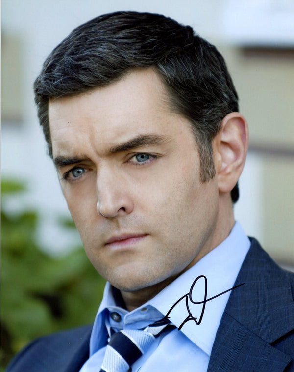 Timothy Omundson Psych 8x10 Signed Photo JSA Certified Autograph