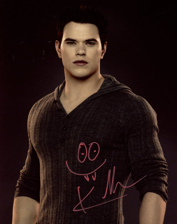 Kellan Lutz Twilight: Saga  8x10 Photo Signed JSA Certified Autograph