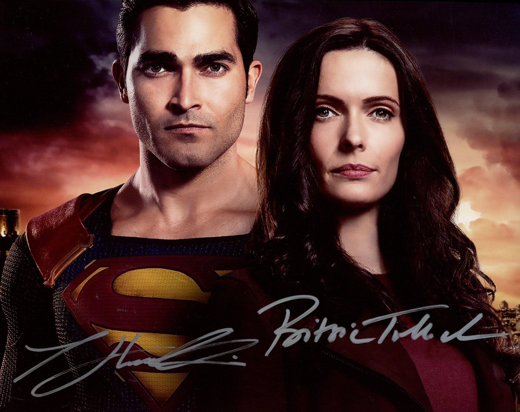 Superman and Lois 8x10 Tyler Hoechlin & Bitsie Tulloch Cast Signed Photo