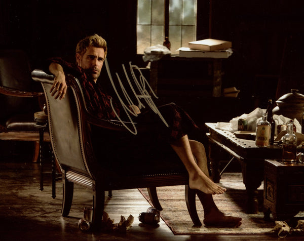 Matt Ryan "JOHN CONSTANTINE" Legends of Tomorrow 8x10 Signed Photo
