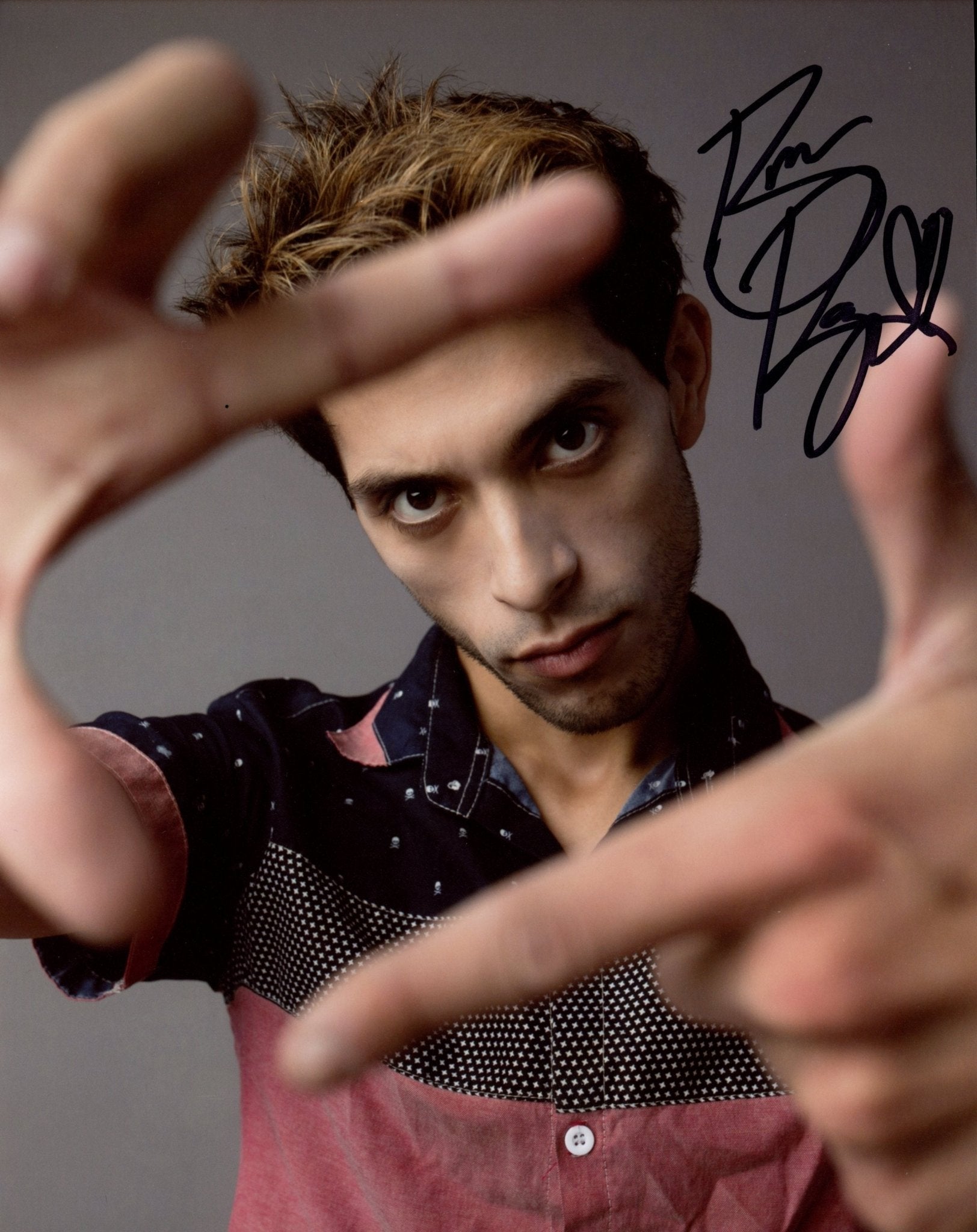 Brandon Ragers Sam Brandon Rogers Headshot 8x10 Signed Photo JSA Certified Autograph