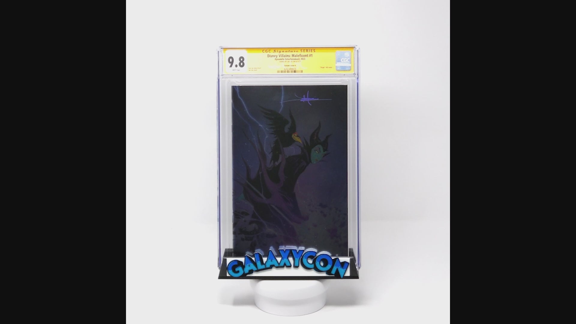 Disney Villains Maleficent #1 Variant Cover R CGC Signature Series 9.8 Signed Jae Lee