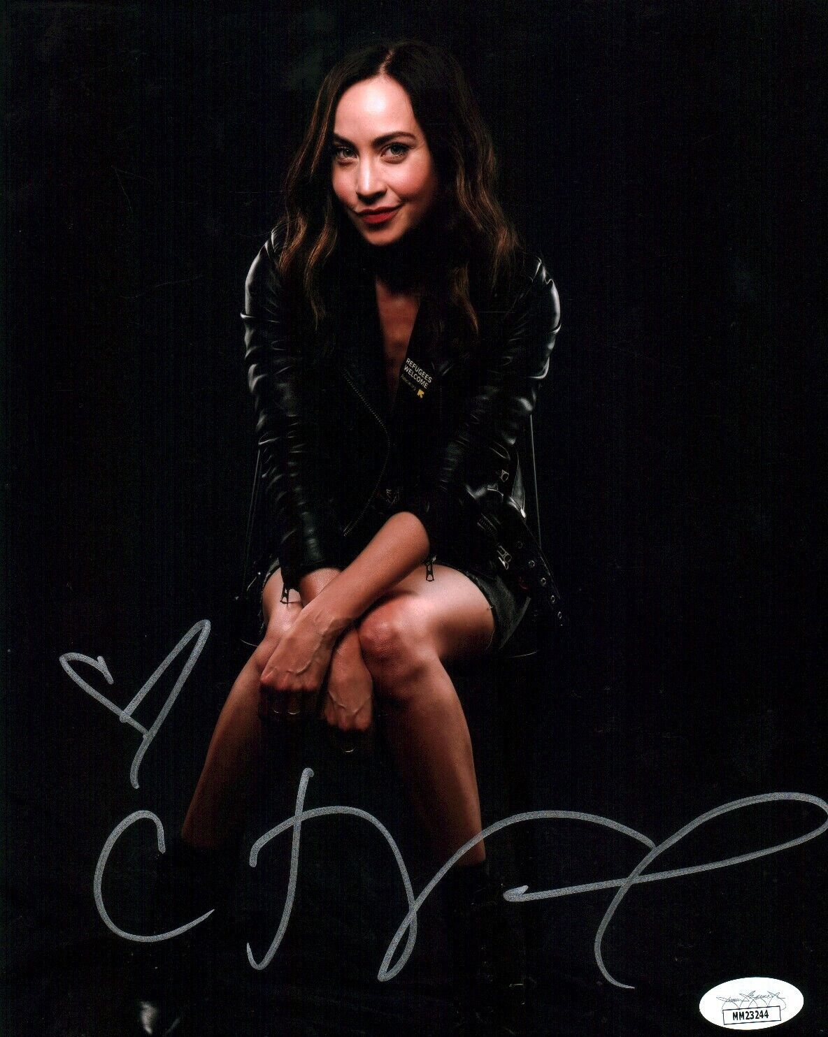 Courtney Ford DC Legends of Tomorrow 8x10 Signed Photo JSA COA Certified Autograph