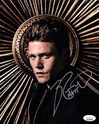 Zach Roerig The Vampire Diaries 8x10 Signed Autographed Photo JSA COA Certified Autograph