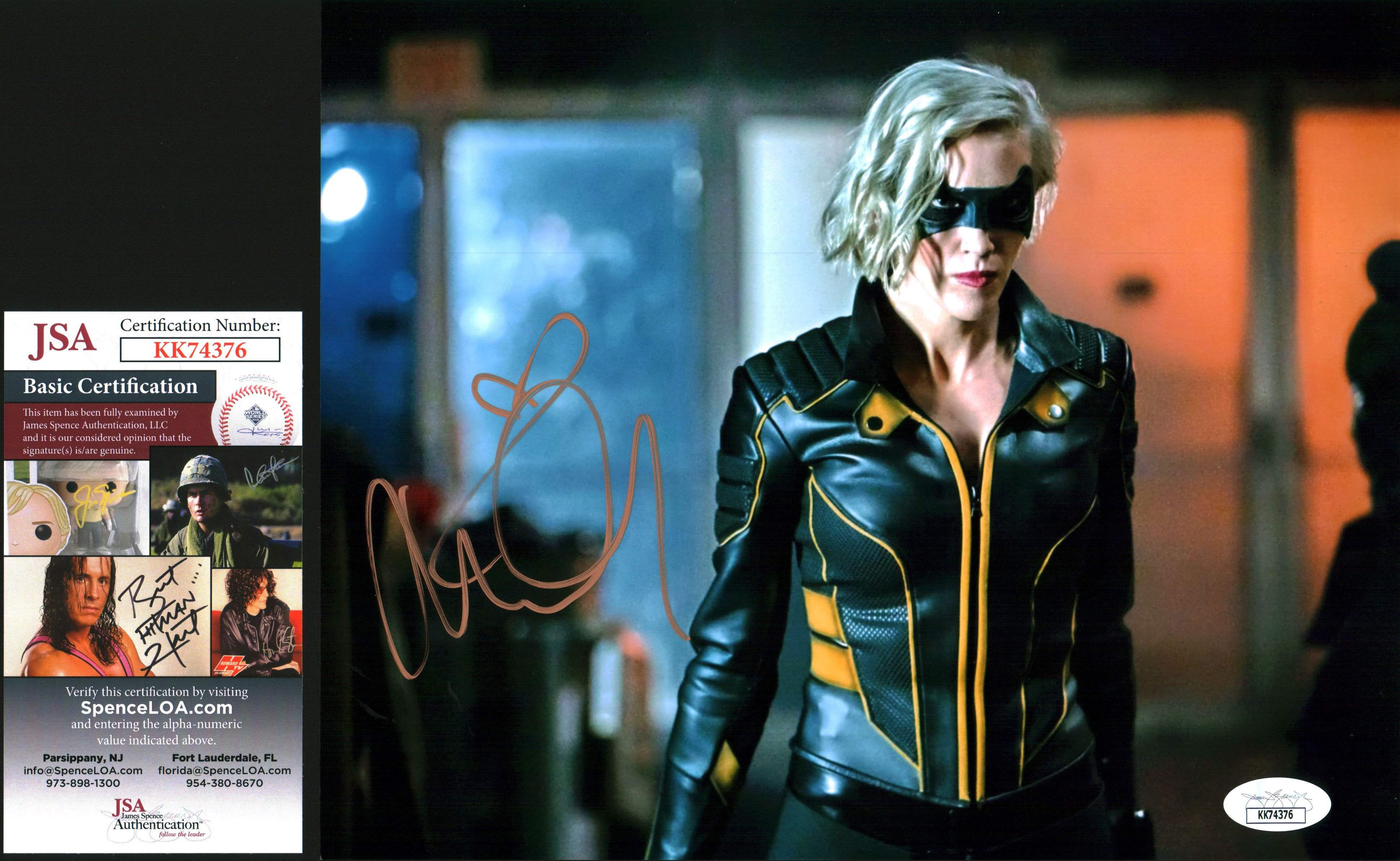 Katie Cassidy The Flash 8x10 Photo Signed Autograph JSA Certified COA Auto GalaxyCon